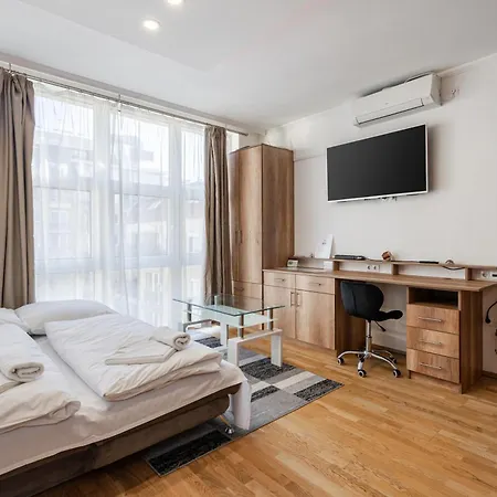 Eclipse Elegance Apartment Boedapest Buitenkant foto