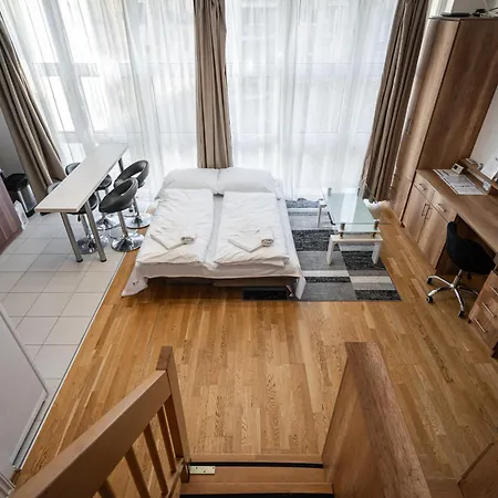 Eclipse Elegance Apartment Boedapest Buitenkant foto