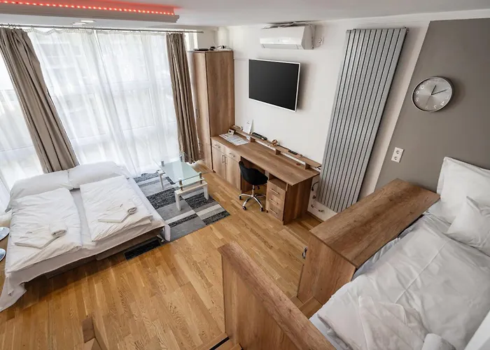 Eclipse Elegance Apartment